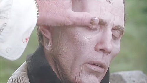 300斤大胖子得罪奇怪老人被他抚摸了下脸最后竟瘦的皮包骨头